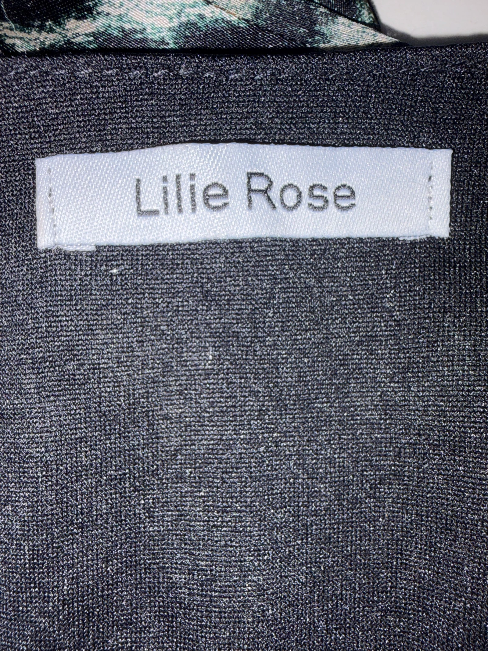 Vestido Portefeuille Leopardo Verde e Preto - Lilie Rose - Tamanho S/M - Muito Bom Estado – photo 4